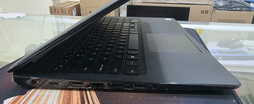 Dell Latitude 3500