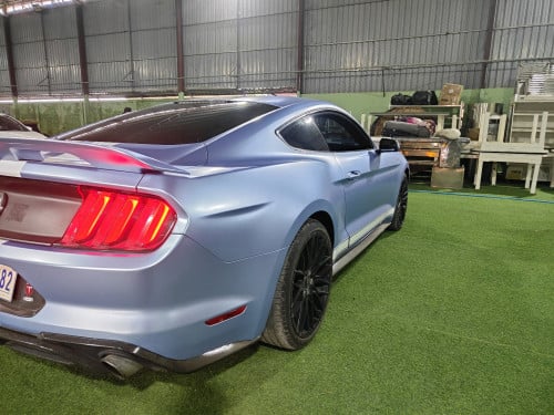 Ford Mustang 018