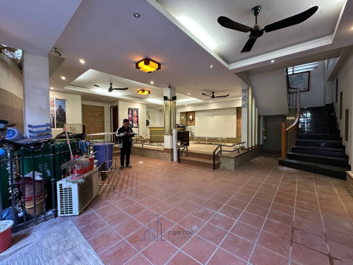 Guest House With Fully Furnished For Rent In BKK1 Area