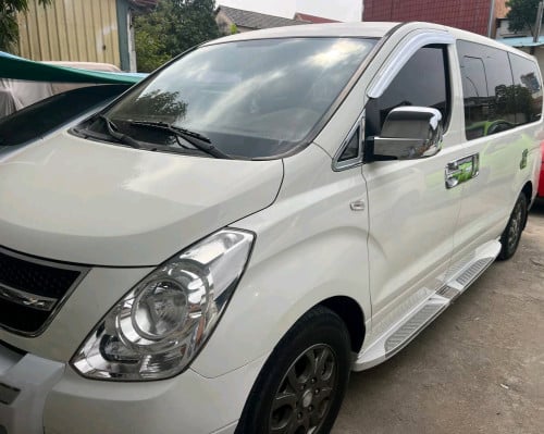 Hyundai starex 2011 hfull លេខខេត្ត