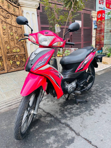 KEEWAY TARGET 450$ , 125cc , 2016 , Hungry have lD card