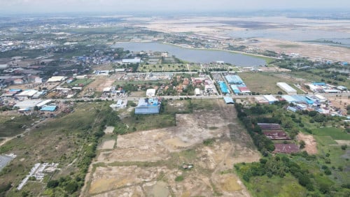 Land for Sale or Rent in Khmuonh