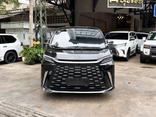 Lexus LM350h 2024 (7,000km)