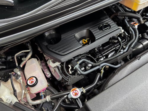 Lexus LM350h 2024 (7,000km)