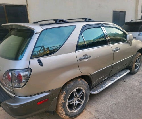 Lexus Rx 300 pog2 hfull 2002