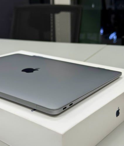 Macbook Air M1 (2020) 8G | 256G នៅស្អាត99%