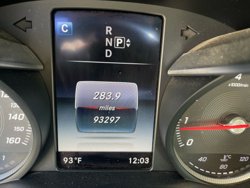 Mercedes Benz-C300 AMG 4matic