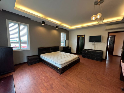 Modern Villa For Rent In Tonle Bassac