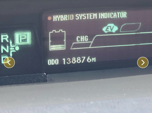 Prius 2014 Option 5 ១៣មុឺនmile ឡានមូល