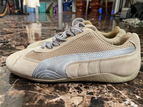 លក់ស្បែកជើង Puma ម៉ូតស្អាត (Size 39) - សភាពនៅល្អ 95%