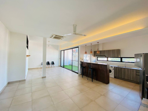 Renovated Apartment For Rent In Sangkat Phsar Kandal1