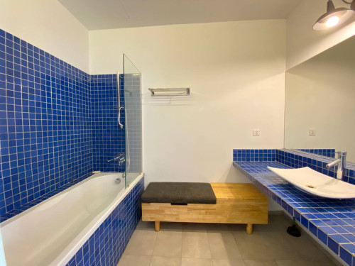Renovated Apartment For Rent In Sangkat Phsar Kandal1