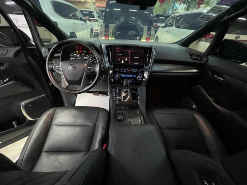 TOYOTA ALPHARD 2022