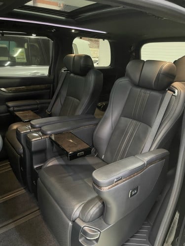 TOYOTA ALPHARD 2022