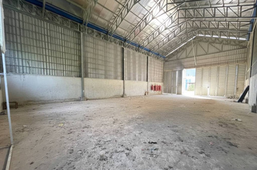 Warehouse For Rent