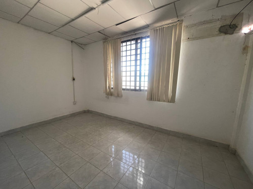 Warehouse For Rent