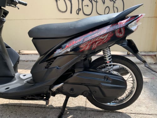 ម៉ូតូលក់​