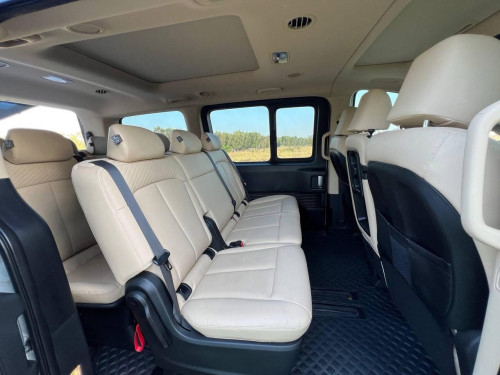 ✅Hyundai Staria  2024 full option ✅ឡានទេីបប្រេីន8000គីឡូជាង  ម្ចាស់ផ្ទាល់ម៉ង✅ថ្មីគ្មានកន្លែងទាល់ទេ