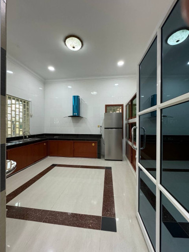 12 Bedroom Villa for Rent near New Airport