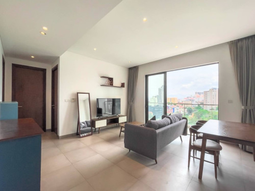 2 Bedroom BKK1 for rent