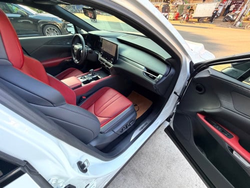 2023 Rx 500h