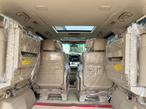 ALPHARD ឆ្នាំ2012 ហាយប្រីជ ហ្វូលអប់សិនពេញ ស្លាកលេខខ្ពស់ បើកសាងក្រោមតម្លៃទីផ្សារ ឡានទើបកាត់បាន