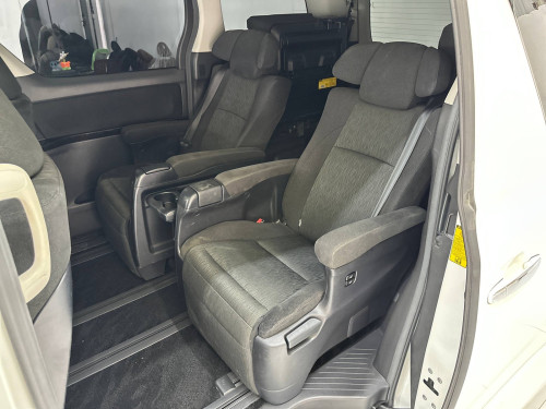 ALPHARD ឆ្នាំ2012 full option ទើបទម្លាក់ថ្មីៗ បើកសាងក្រោមតម្លៃទីផ្សារ