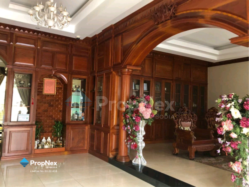 Big Villa for Rent & Sale โ Tuol Kouk Area
