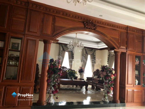 Big Villa for Rent & Sale โ Tuol Kouk Area