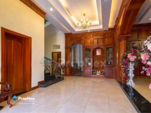 Big Villa for Rent & Sale โ Tuol Kouk Area