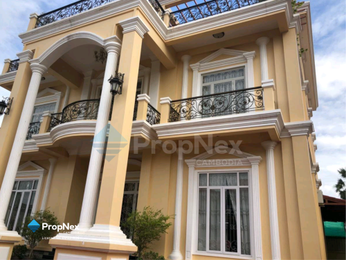 Big Villa for Rent & Sale โ Tuol Kouk Area