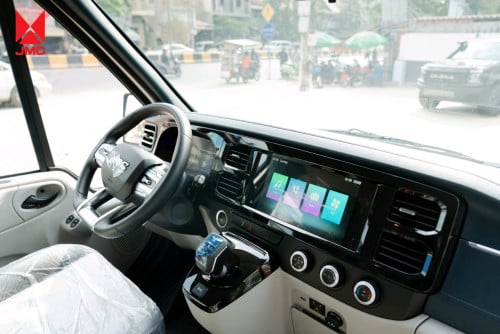 JMC Touring ស៊េរីឆ្នាំ 2025 Minivan 15កៅអីខាងក្នុងធំទូលាយ