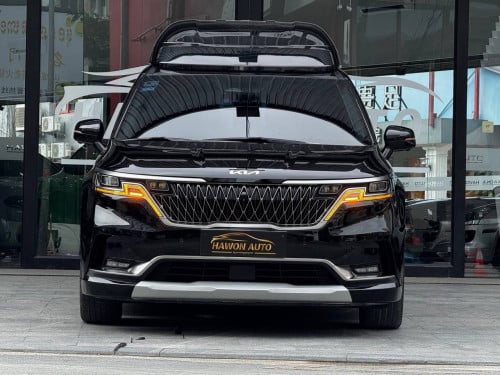 KIA CARNIVAL Hi Limousine VIP 2021