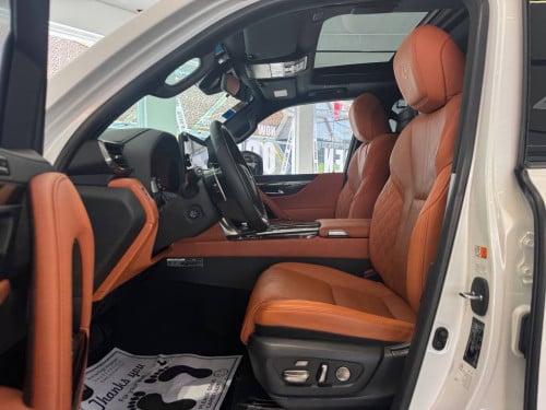 Lexus LX600 VIP KURO 2024