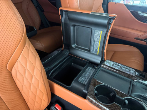 Lexus LX600 VIP KURO 2024