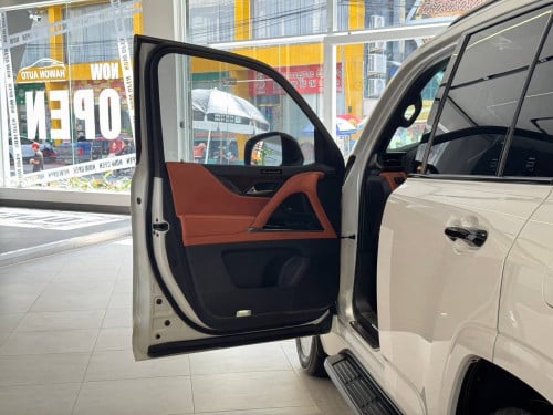 Lexus LX600 VIP KURO 2024
