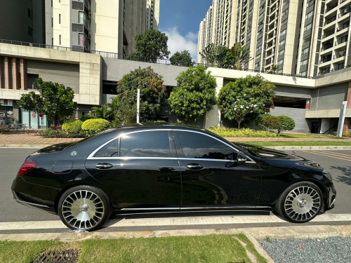 Mercedes Benz 2015 update maybach