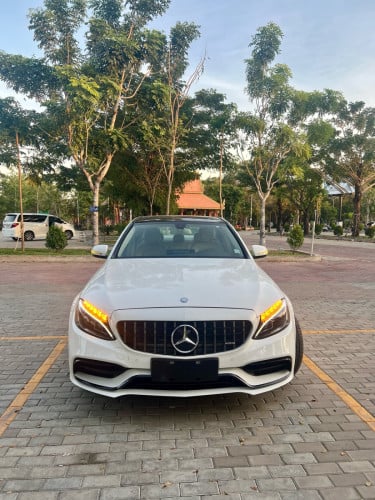Mercedes C 300 up63s