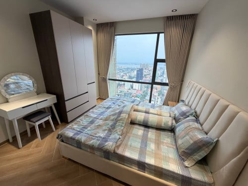 Modern 2 Bedroom For Rent In BKK1