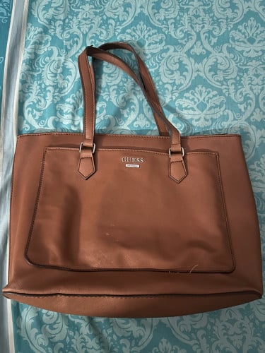 Original GUESS tote bag - size L - 90% new - brown color