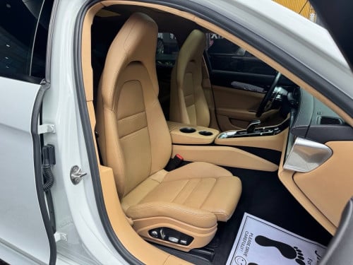 Porsche Panamera 4S 2017 ថ្មីខ្លាំង