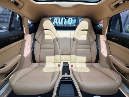 Porsche Panamera 4S 2017 ថ្មីខ្លាំង
