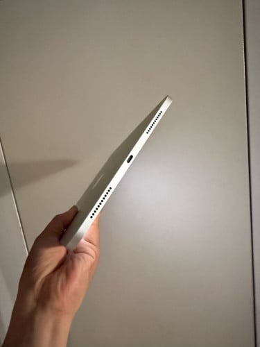 Sell iPad 10th 11-inch Scan 99% iCloud Hello