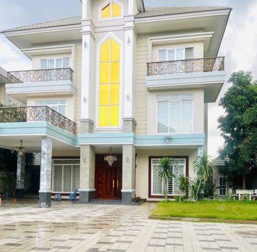 Villa for rent at Chbar Ampov Borey Hi Tech Luxury