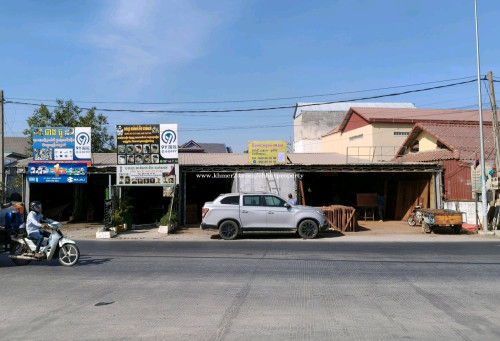 ដីអាជីវកម្មជាប់ផ្លូវធំខណ្ឌសែនសុខ
