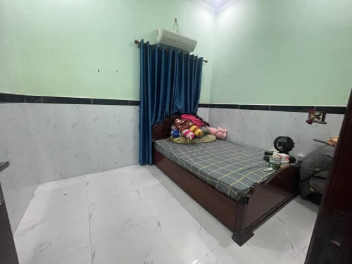 ផ្ទះលក់ ប្លង់រឹង ដីធំ នៅជិតផ្សារឈូកវ៉ា