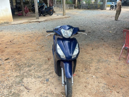 Vision 017 ម៉ូតូដីវៀតណាម