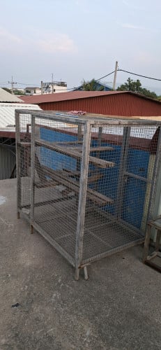 ចង់លក់ចោលចង្អៀតផ្ទះ