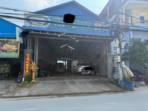 ឃ្លាំង​ជួល