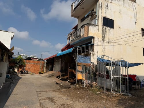 ដីលក់រីជួល